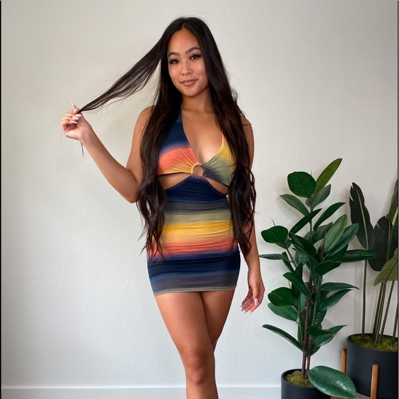 NWT RING DETAIL MINI DRESS - Picture 1 of 3